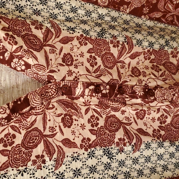 Sold - Picture 2 of 6